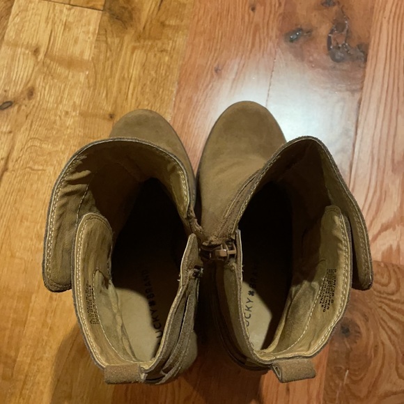 Lucky Brand Heeled Suede Booties Size 8.5 - Picture 4 of 5